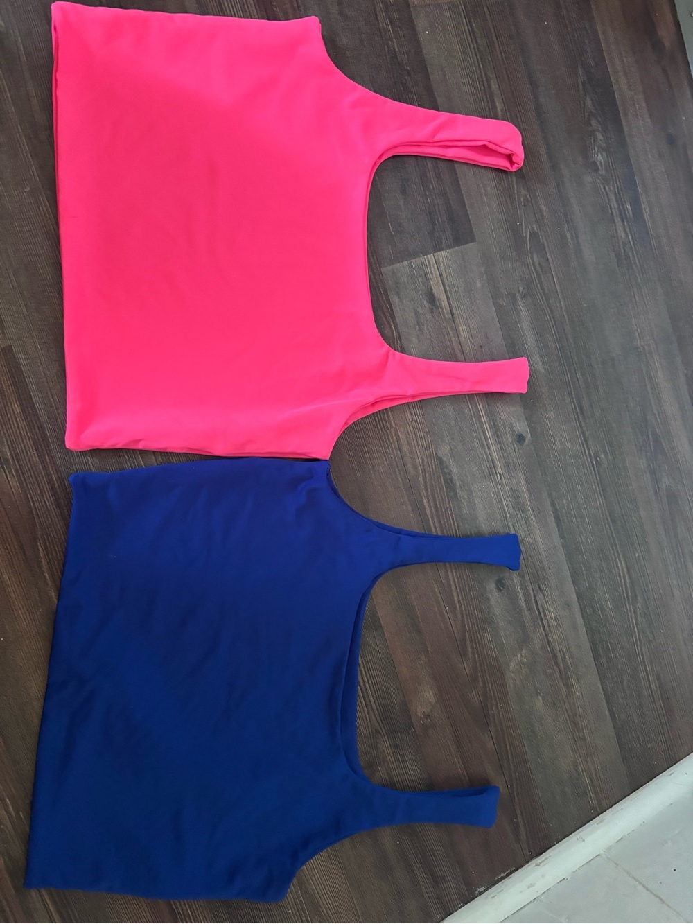 Women’s Scoop Neck Tank Top - Hot Pink - Royal Blue